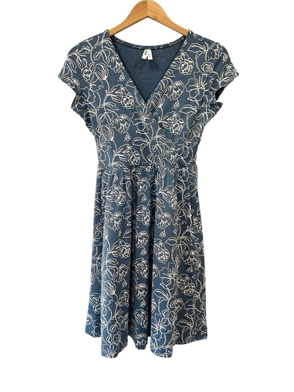 Pact Fit & Flare Crossover Dress S slate blue Fliral pockets organic cotton NWOT